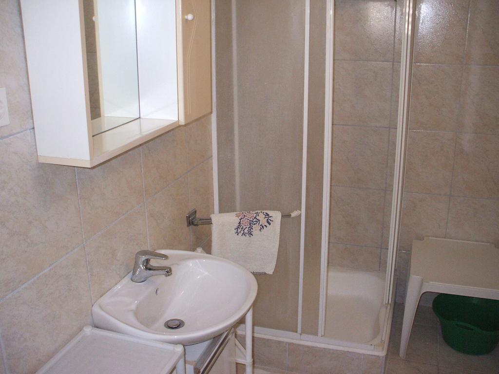 Apartmani Mira Сень Экстерьер фото