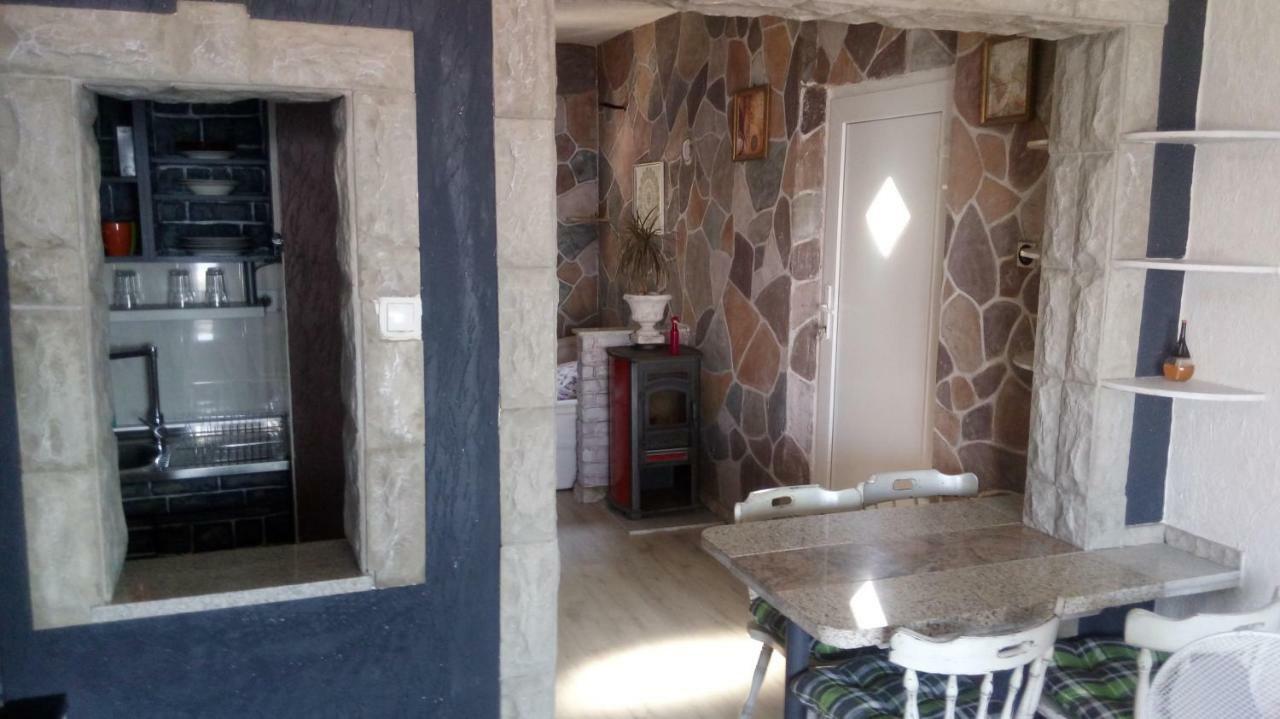 Apartmani Mira Сень Экстерьер фото